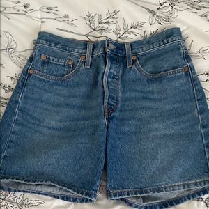 Levi's Classic Blue Jeans with Signature Patch